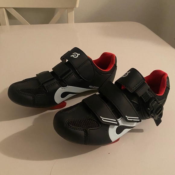 Peloton Black and Red Cycling Shoes - Picture 1 of 3